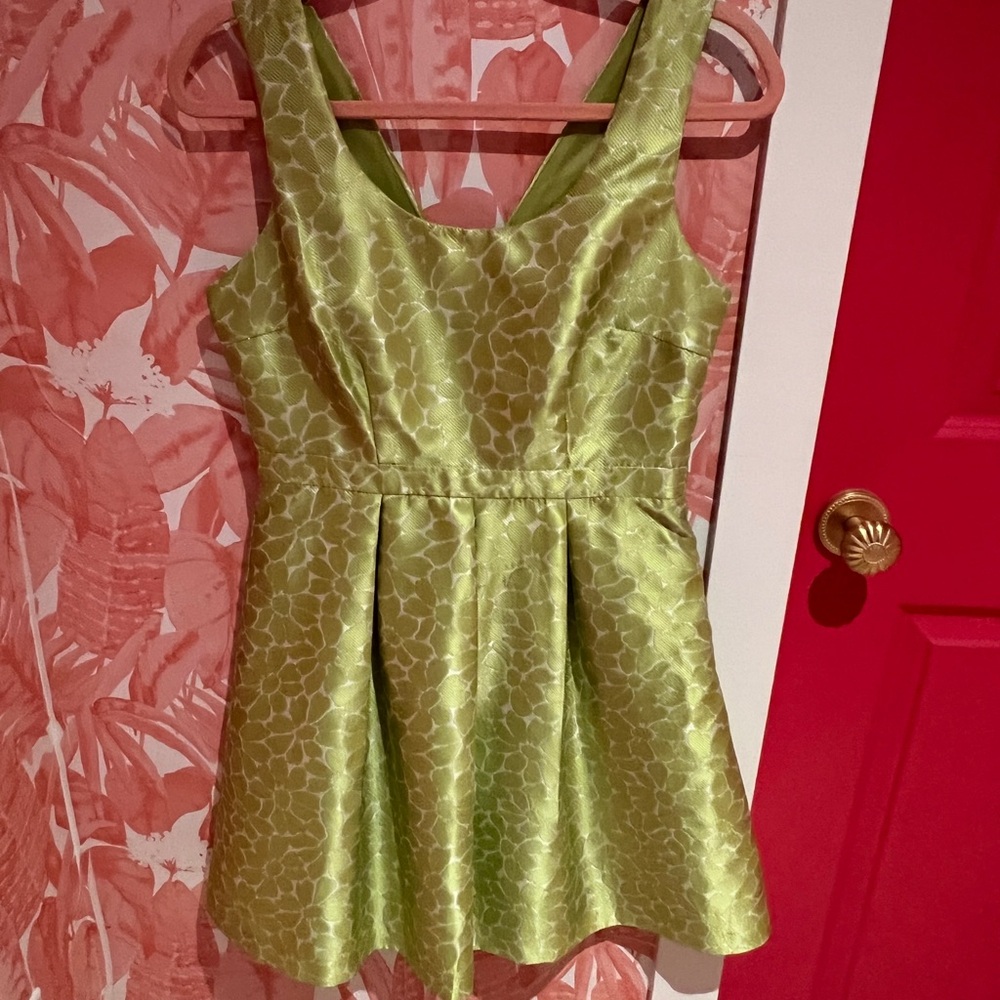 Green Daisy Sleeveless Dress